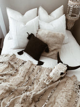 Load image into Gallery viewer, Atlas Mountain Moroccan Vintage Wedding Blanket
