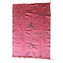 Load image into Gallery viewer, Agadir Cactus Silk Weaving
